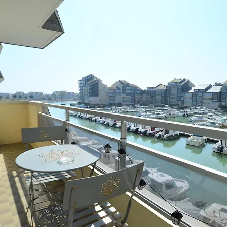 Avec Balcon - Vue Sur La Marina