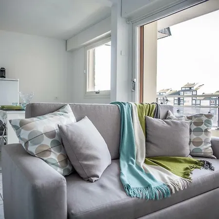 Appartement Avec Balcon - Vue Sur La Marina
